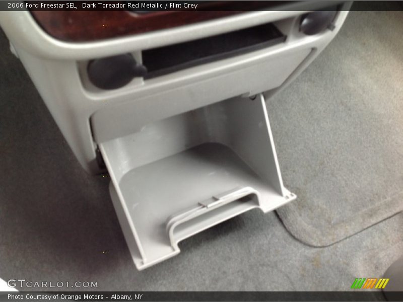 Dark Toreador Red Metallic / Flint Grey 2006 Ford Freestar SEL
