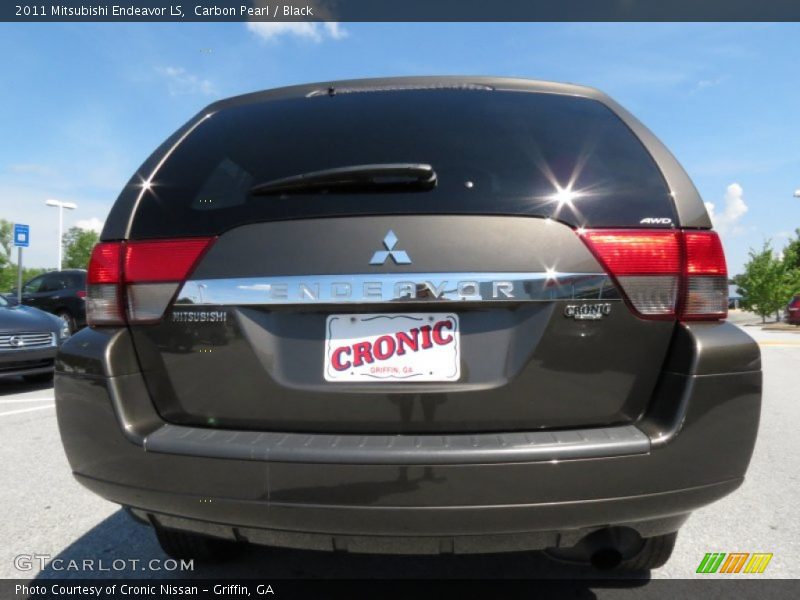 Carbon Pearl / Black 2011 Mitsubishi Endeavor LS
