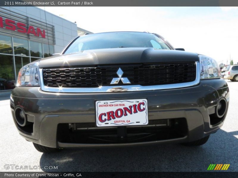 Carbon Pearl / Black 2011 Mitsubishi Endeavor LS