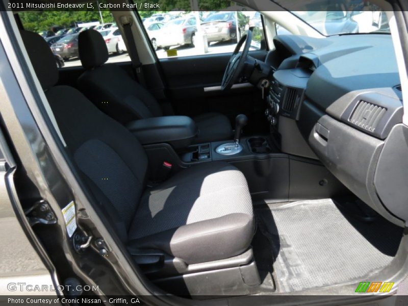 Carbon Pearl / Black 2011 Mitsubishi Endeavor LS