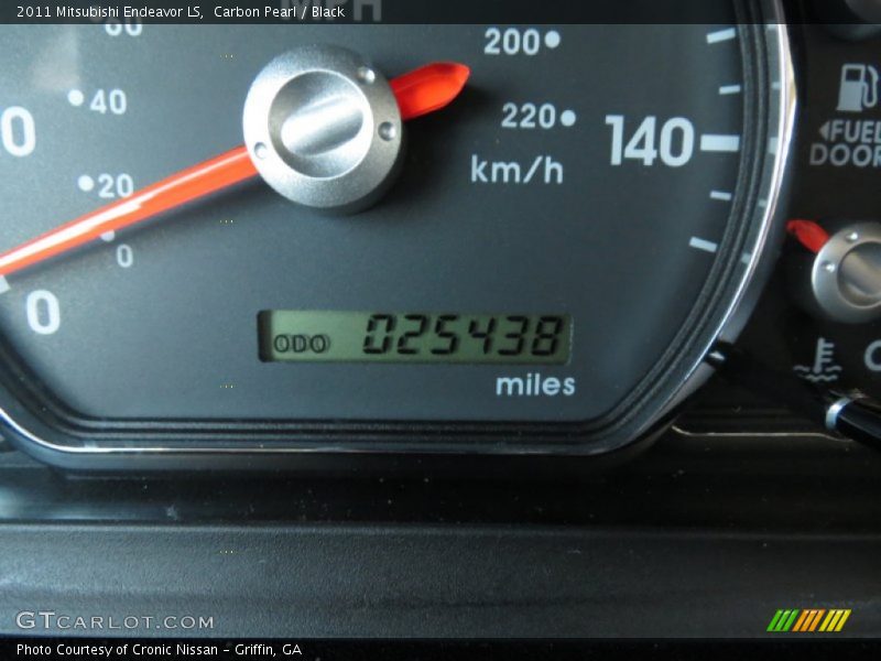 Carbon Pearl / Black 2011 Mitsubishi Endeavor LS