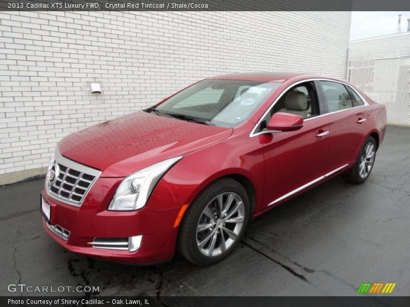 Front 3/4 View of 2013 XTS Luxury FWD