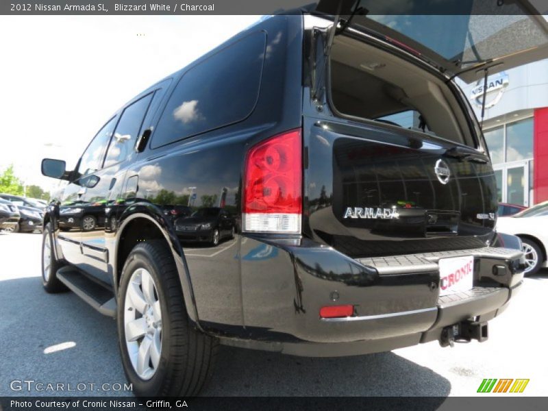 Blizzard White / Charcoal 2012 Nissan Armada SL