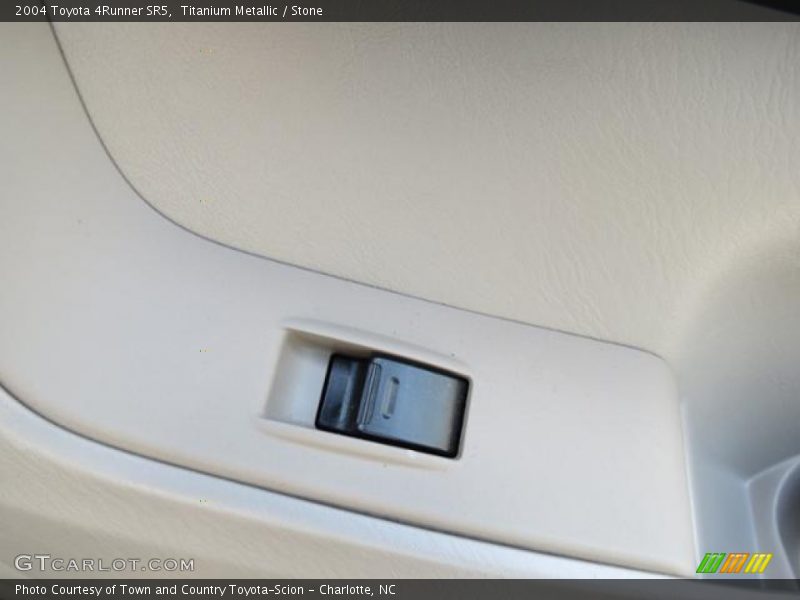 Titanium Metallic / Stone 2004 Toyota 4Runner SR5