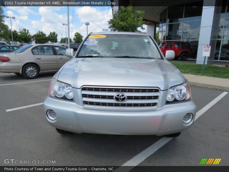 Millennium Silver Metallic / Gray 2002 Toyota Highlander V6 4WD