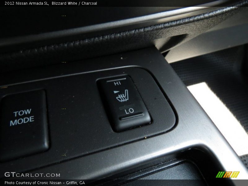 Blizzard White / Charcoal 2012 Nissan Armada SL