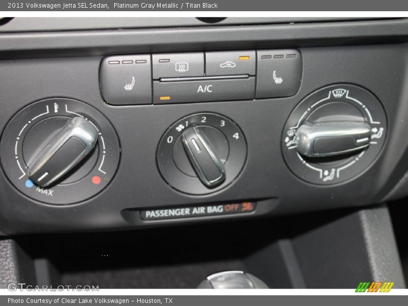 Platinum Gray Metallic / Titan Black 2013 Volkswagen Jetta SEL Sedan