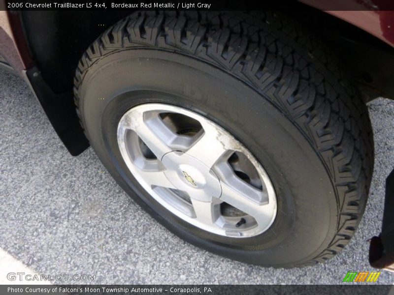 Bordeaux Red Metallic / Light Gray 2006 Chevrolet TrailBlazer LS 4x4