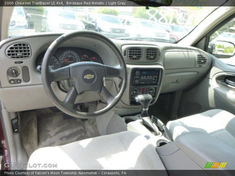 Light Gray Interior - 2006 TrailBlazer LS 4x4 