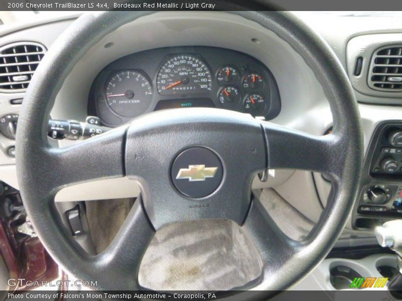  2006 TrailBlazer LS 4x4 Steering Wheel