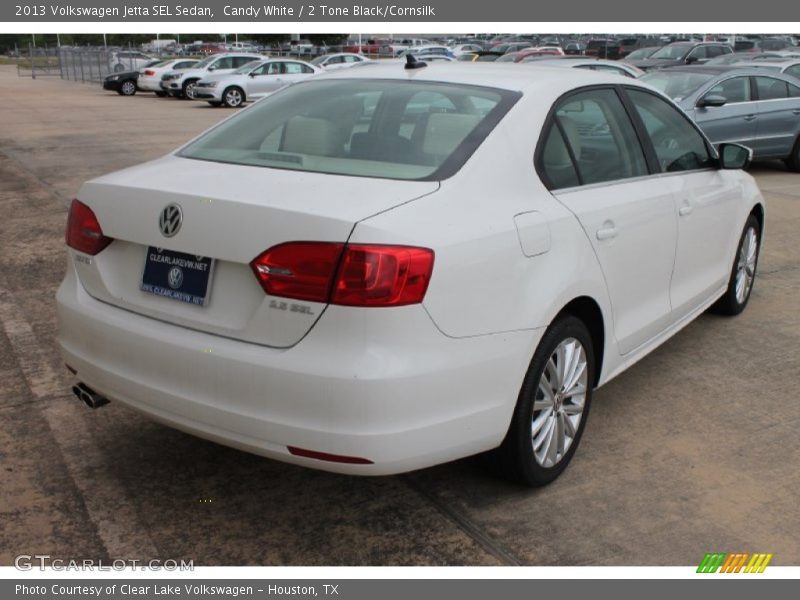 Candy White / 2 Tone Black/Cornsilk 2013 Volkswagen Jetta SEL Sedan