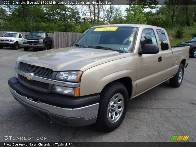 Front 3/4 View of 2004 Silverado 1500 LS Extended Cab