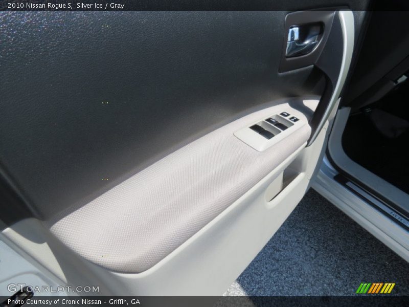 Silver Ice / Gray 2010 Nissan Rogue S