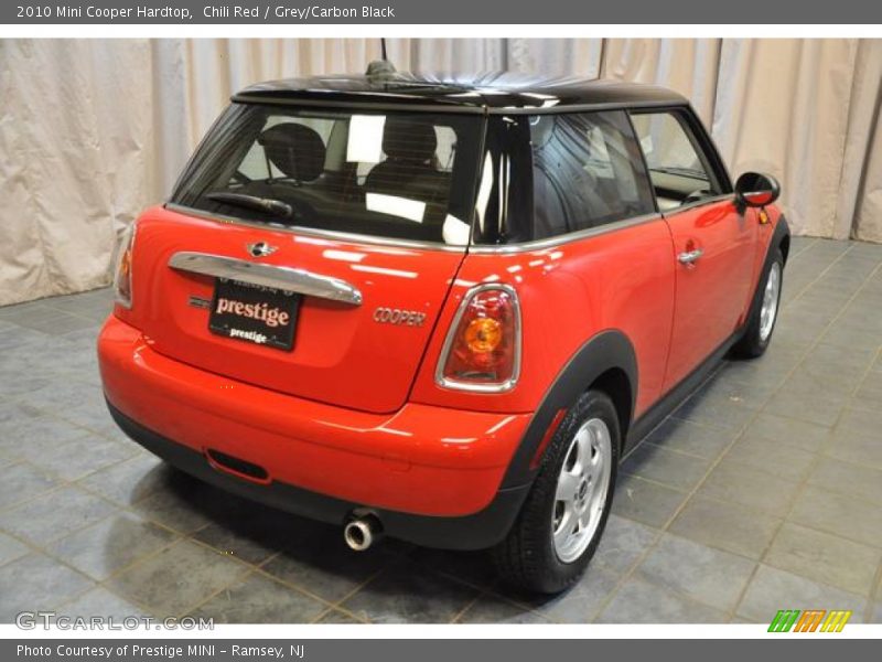 Chili Red / Grey/Carbon Black 2010 Mini Cooper Hardtop