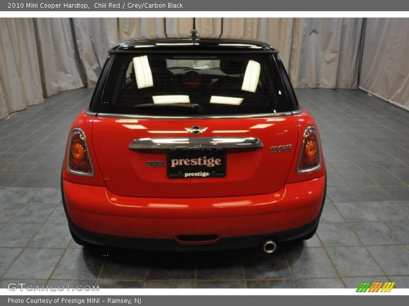 Chili Red / Grey/Carbon Black 2010 Mini Cooper Hardtop