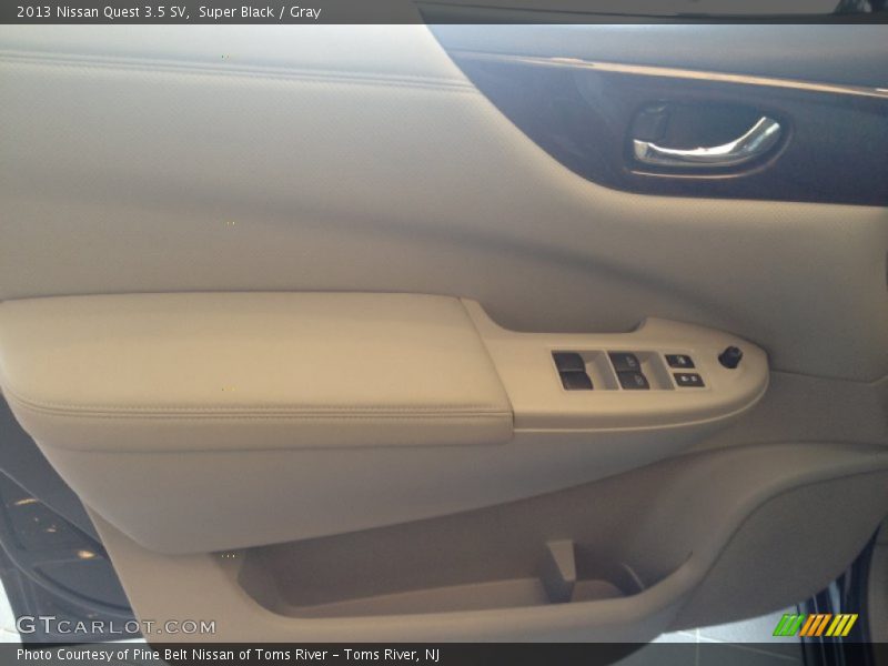Super Black / Gray 2013 Nissan Quest 3.5 SV
