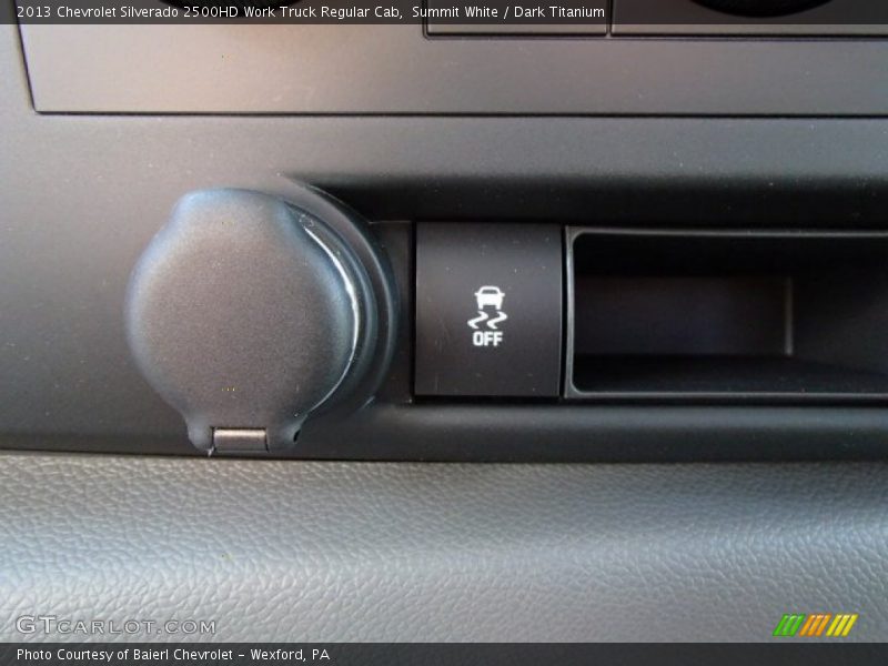 Summit White / Dark Titanium 2013 Chevrolet Silverado 2500HD Work Truck Regular Cab