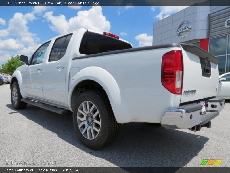 Glacier White / Beige 2013 Nissan Frontier SL Crew Cab