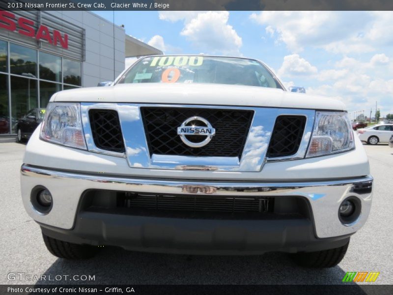 Glacier White / Beige 2013 Nissan Frontier SL Crew Cab