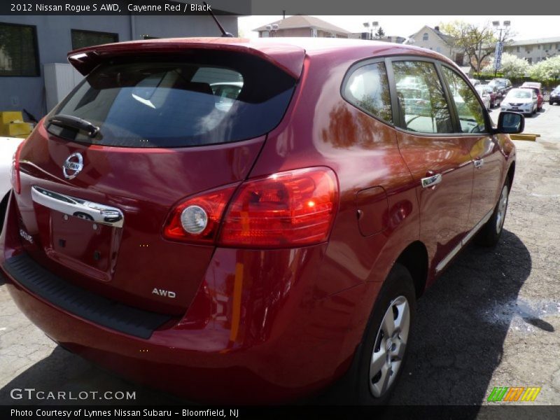 Cayenne Red / Black 2012 Nissan Rogue S AWD