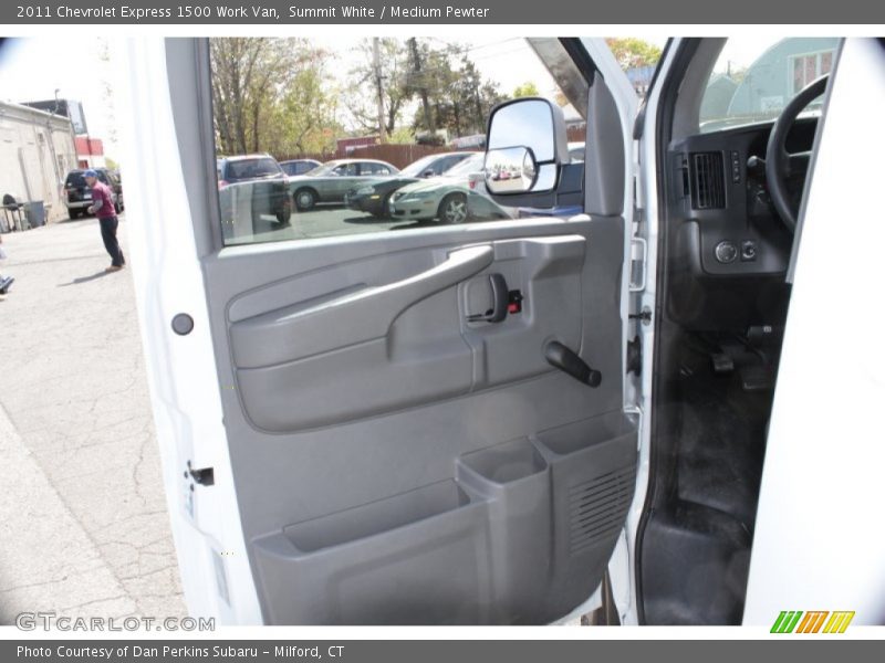 Summit White / Medium Pewter 2011 Chevrolet Express 1500 Work Van