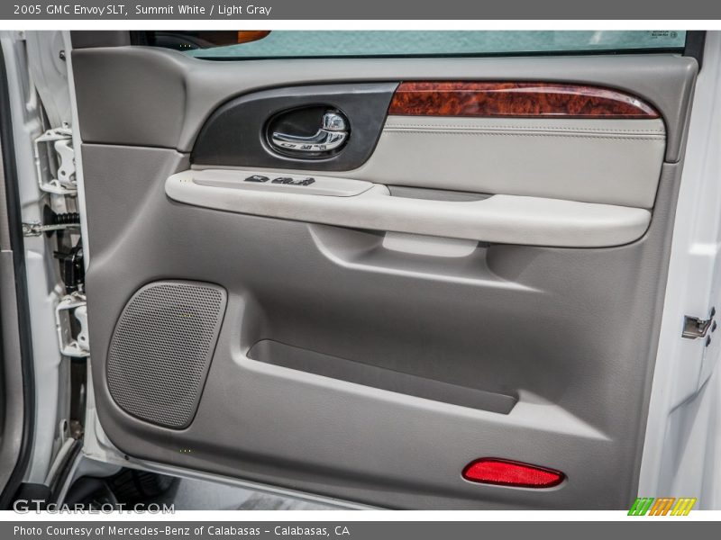 Door Panel of 2005 Envoy SLT