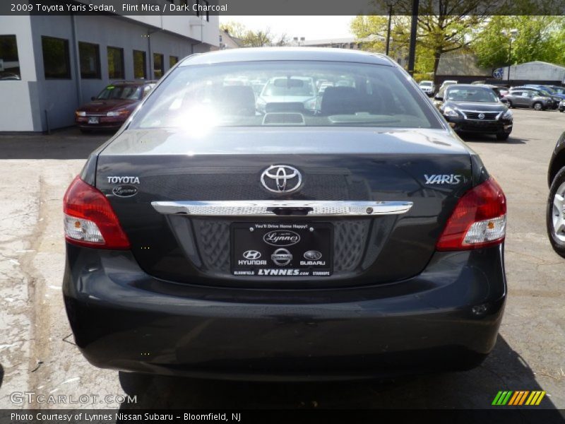 Flint Mica / Dark Charcoal 2009 Toyota Yaris Sedan