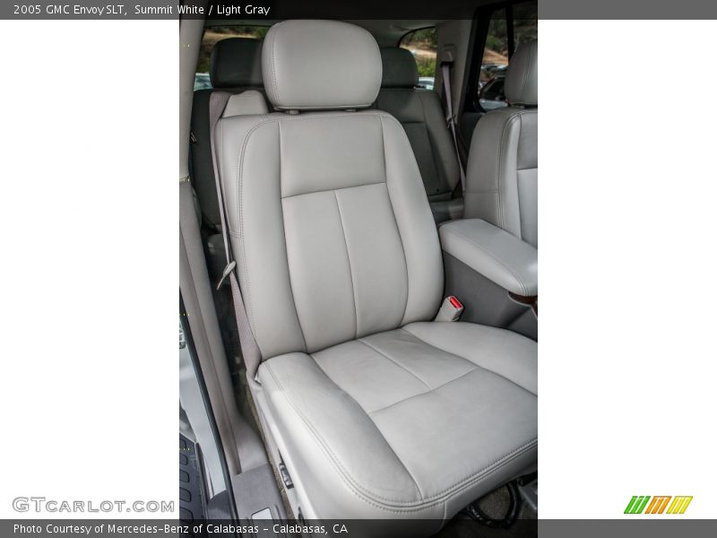 Front Seat of 2005 Envoy SLT