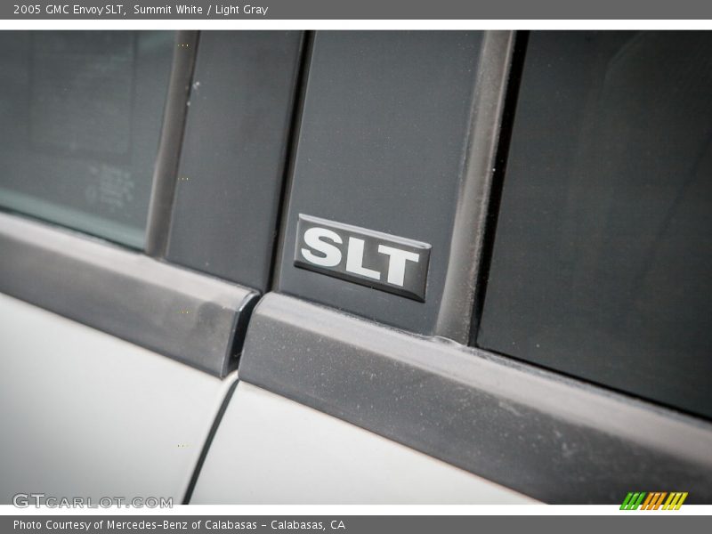  2005 Envoy SLT Logo