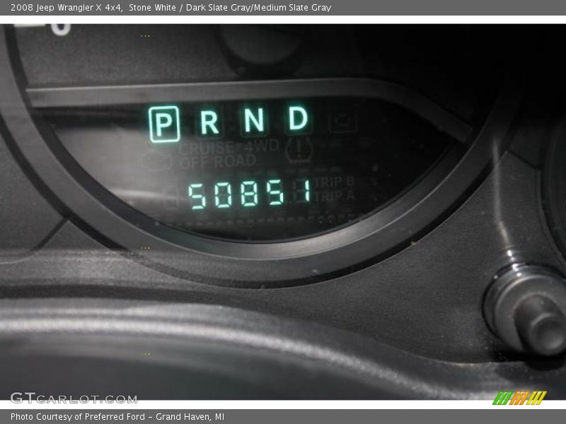 Stone White / Dark Slate Gray/Medium Slate Gray 2008 Jeep Wrangler X 4x4