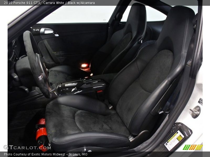 Front Seat of 2010 911 GT3