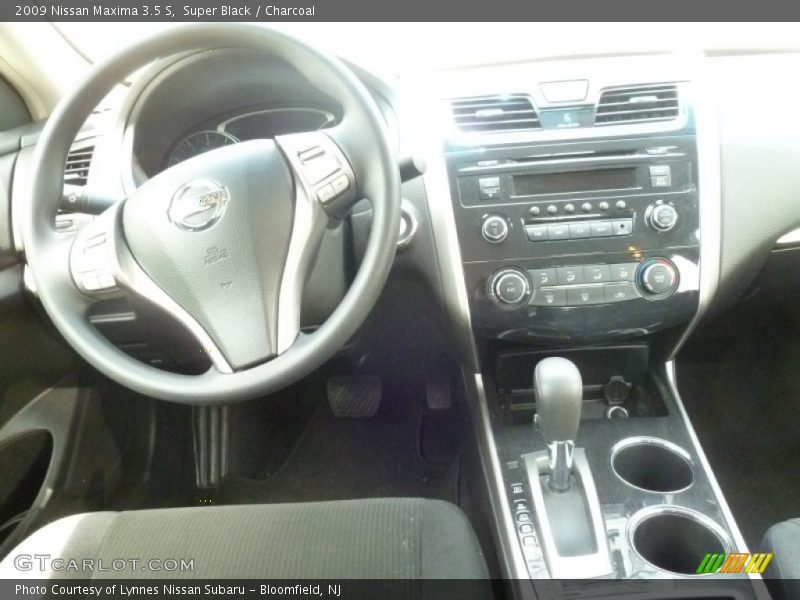 Super Black / Charcoal 2009 Nissan Maxima 3.5 S