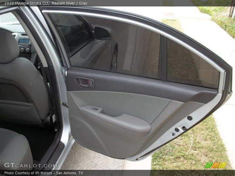 Radiant Silver / Gray 2010 Hyundai Sonata GLS