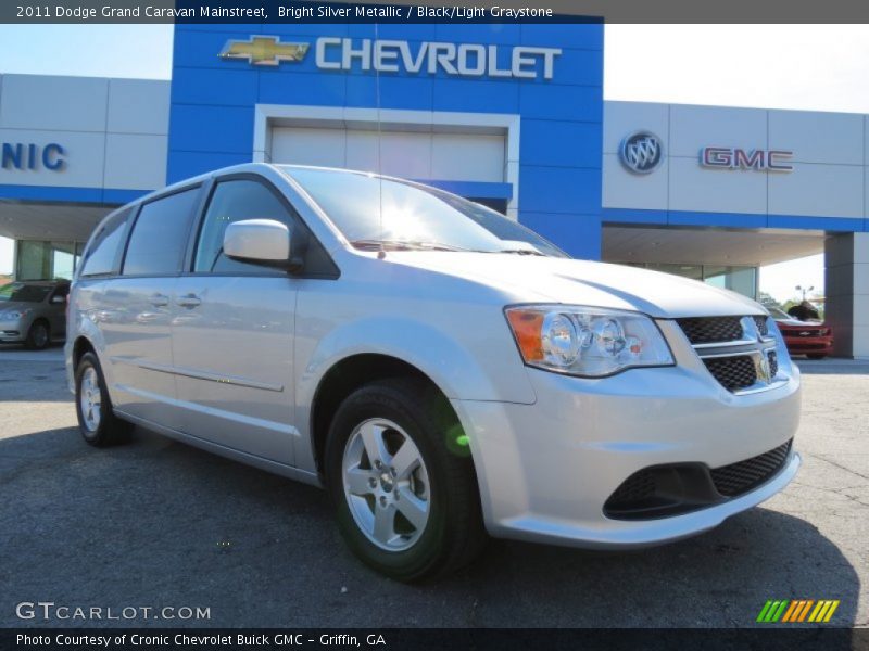 Bright Silver Metallic / Black/Light Graystone 2011 Dodge Grand Caravan Mainstreet