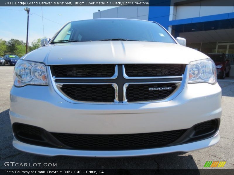 Bright Silver Metallic / Black/Light Graystone 2011 Dodge Grand Caravan Mainstreet