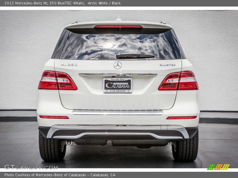 Arctic White / Black 2013 Mercedes-Benz ML 350 BlueTEC 4Matic