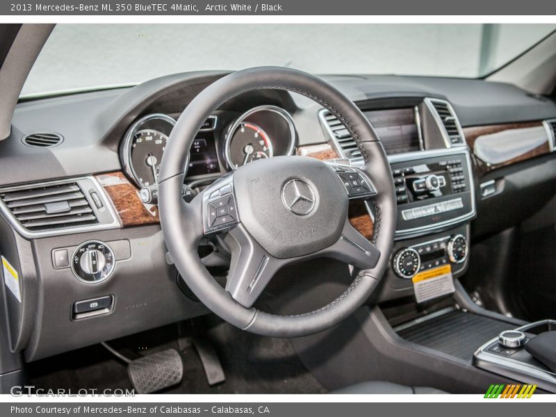 Arctic White / Black 2013 Mercedes-Benz ML 350 BlueTEC 4Matic