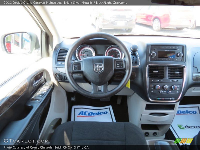 Bright Silver Metallic / Black/Light Graystone 2011 Dodge Grand Caravan Mainstreet