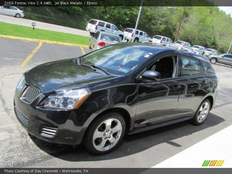 Front 3/4 View of 2009 Vibe 2.4 AWD