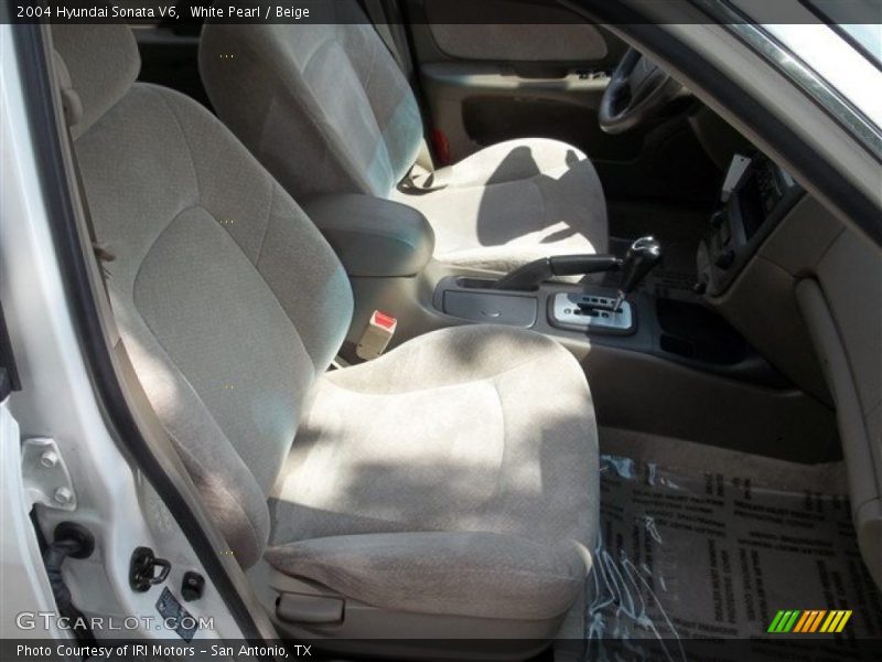 White Pearl / Beige 2004 Hyundai Sonata V6