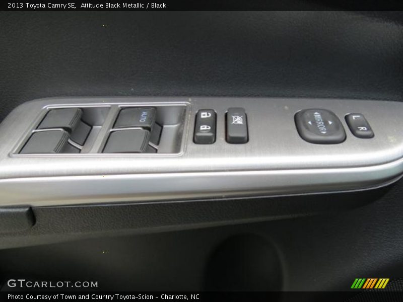 Attitude Black Metallic / Black 2013 Toyota Camry SE