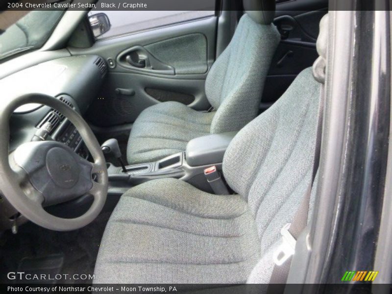 Black / Graphite 2004 Chevrolet Cavalier Sedan