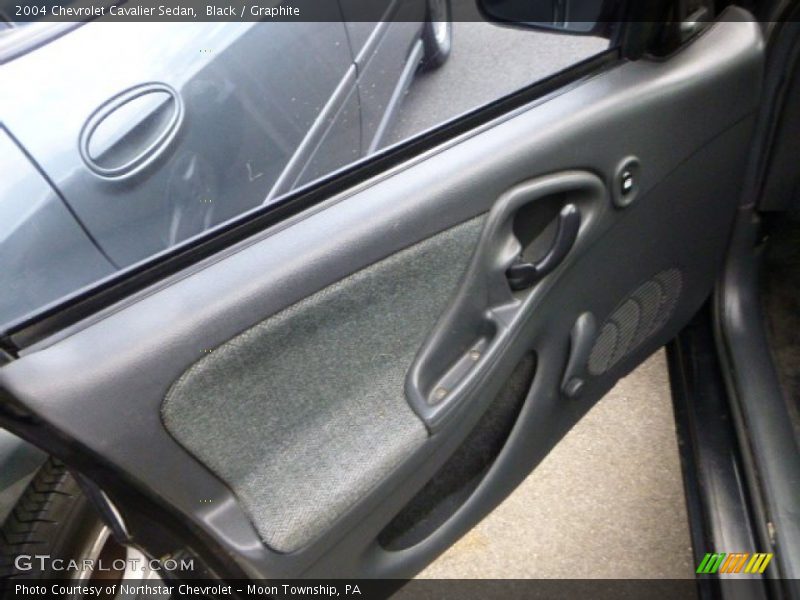Black / Graphite 2004 Chevrolet Cavalier Sedan