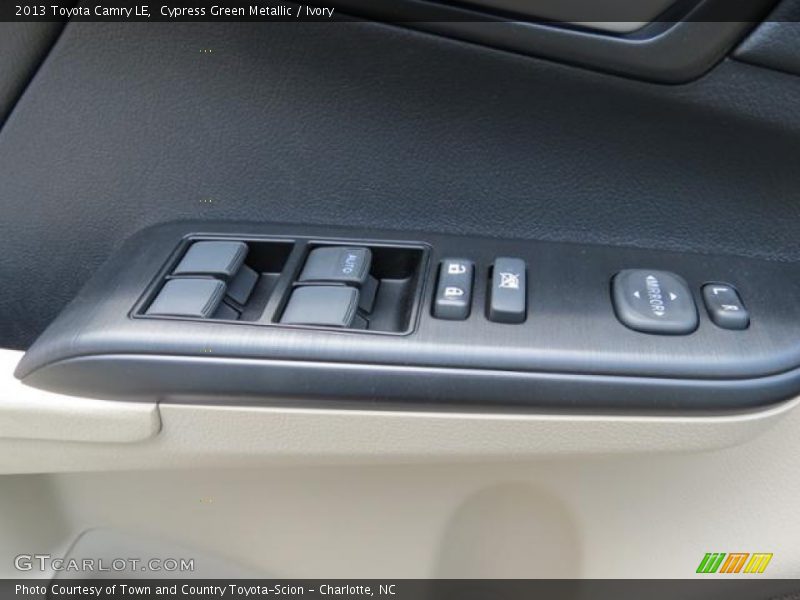Cypress Green Metallic / Ivory 2013 Toyota Camry LE