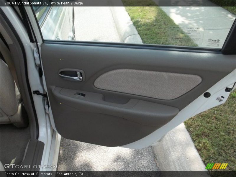 White Pearl / Beige 2004 Hyundai Sonata V6