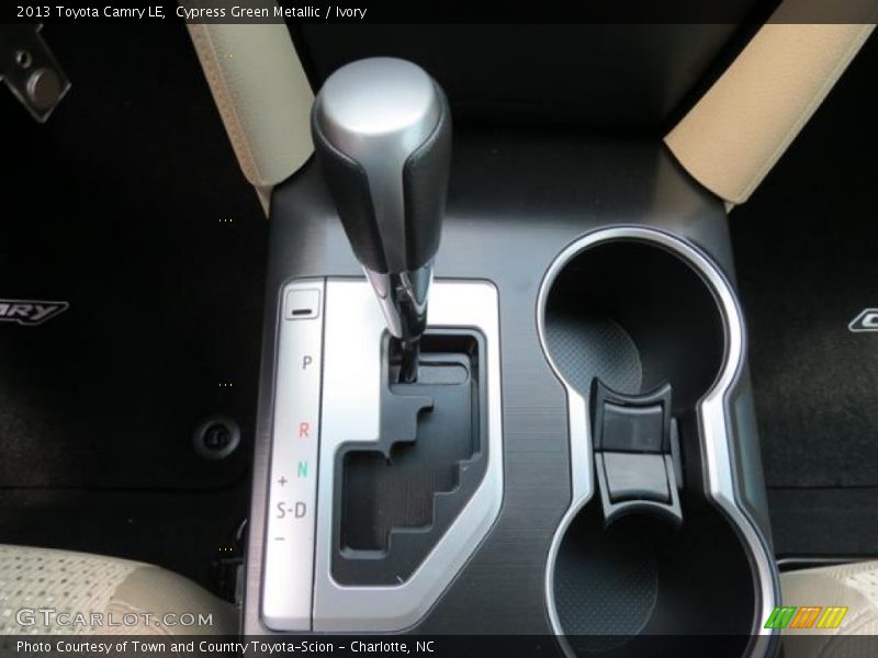 Cypress Green Metallic / Ivory 2013 Toyota Camry LE