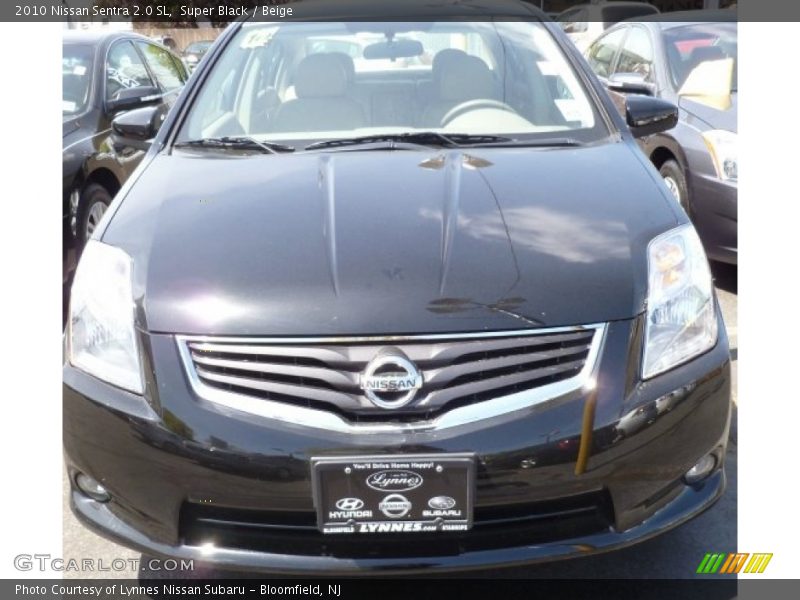 Super Black / Beige 2010 Nissan Sentra 2.0 SL