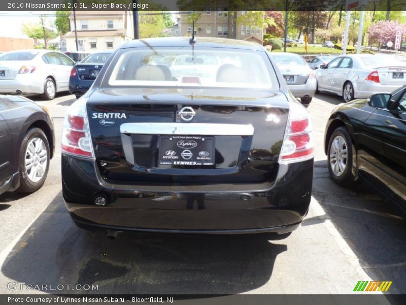 Super Black / Beige 2010 Nissan Sentra 2.0 SL