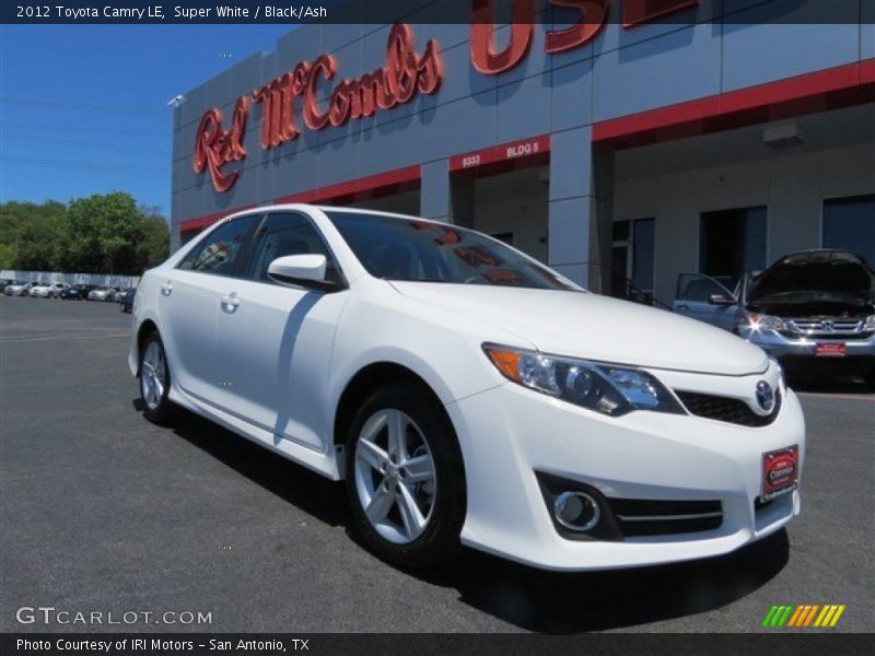 Super White / Black/Ash 2012 Toyota Camry LE