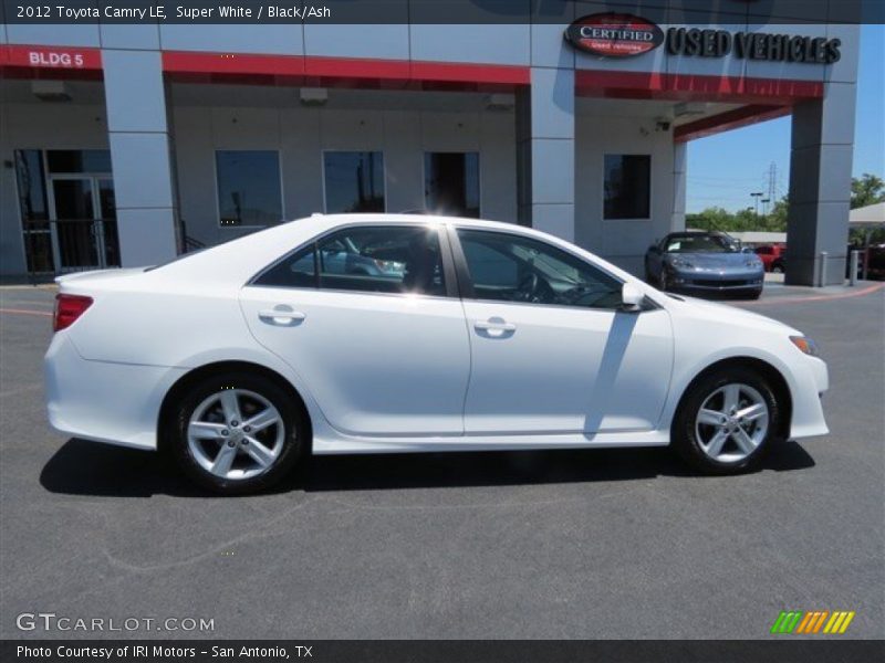 Super White / Black/Ash 2012 Toyota Camry LE